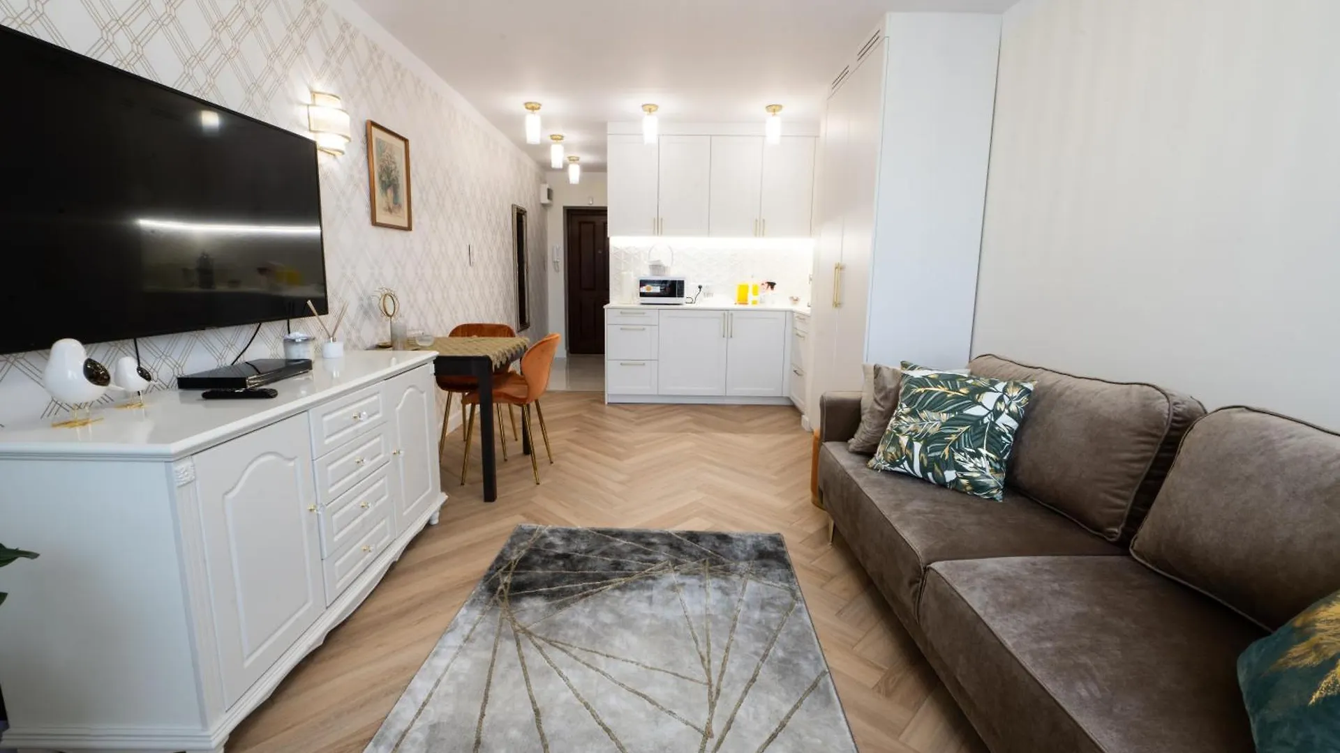 Apartament Zielona Ochota Warsaw 0*,  Poland